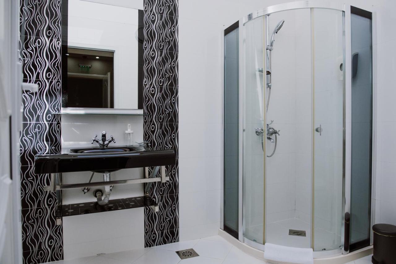 Bela Kuka Hotel Битола Экстерьер фото