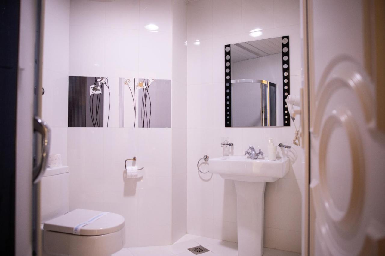Bela Kuka Hotel Битола Экстерьер фото